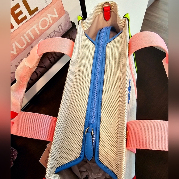 Kate Spade Kip Canvas Small Tote. - Picture 6 of 7